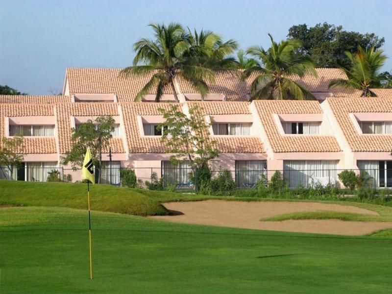Vh Atmosphere Adults Only Playa Dorada 外观 照片